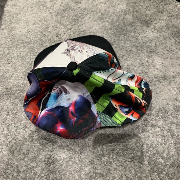 Marvel cap - Picture 3 of 3